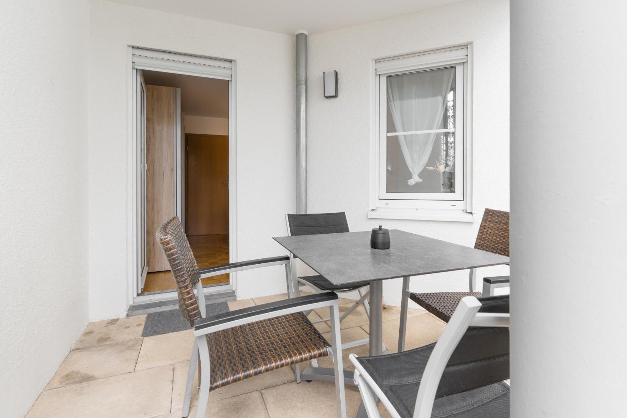 Untersee-Suite Istayunixi Seenaehe-Terrasse-Workspace-Netflix-Parkplatz ラドルフツェル・アム・ボーデンゼー エクステリア 写真