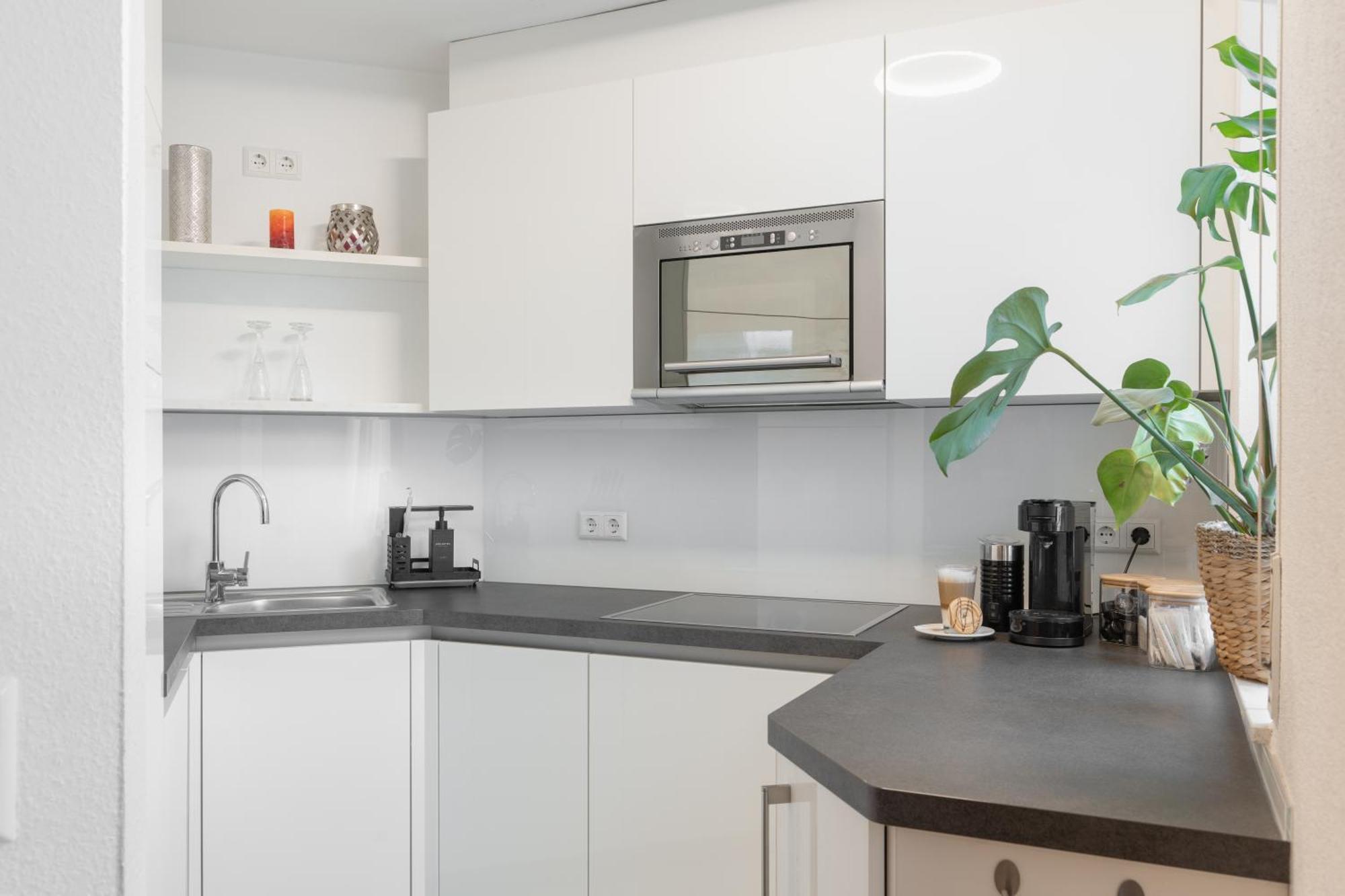 Untersee-Suite Istayunixi Seenaehe-Terrasse-Workspace-Netflix-Parkplatz ラドルフツェル・アム・ボーデンゼー エクステリア 写真